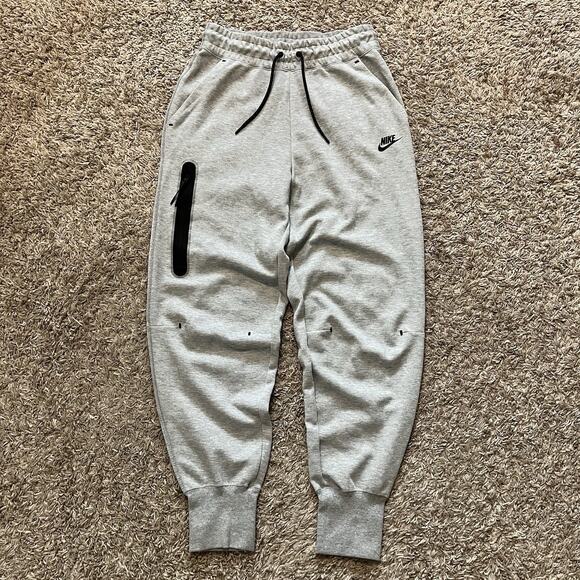 Nike Tech Fleece Performance Joggers Sweatpants Small - Picture 1 of 7